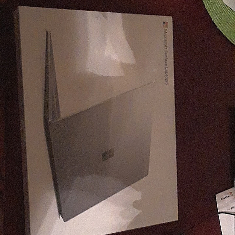 Brand New Laptop Microsoft Surface 15" screen, 8GB, 256GB, NEW Still in plastic